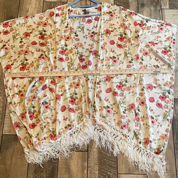 Ivory Love S/M Long Floral Kimono Cardigan- silky feel Floral Kimono with Fringe - Picture 11 of 13
